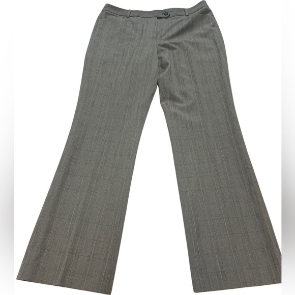 Calvin Klein NWOT plaid slacks. Wide legs in a classic cut. Gray with blue. - Picture 1 of 5